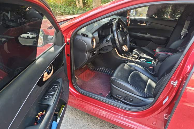 Used Kia K3 2019 1.5L CVT Luxury Edition Driver Seat