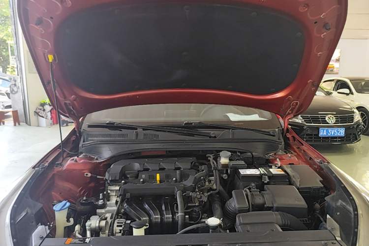 Used Kia K3 2019 1.5L CVT Smart Connectivity Version Engine Bay