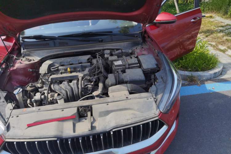 Used Kia K3 2019 1.5L CVT New Sharp Edition Engine Bay Left