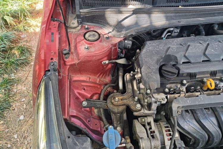 Used Kia K3 2019 1.5L CVT Luxury Edition Engine Bay Right
