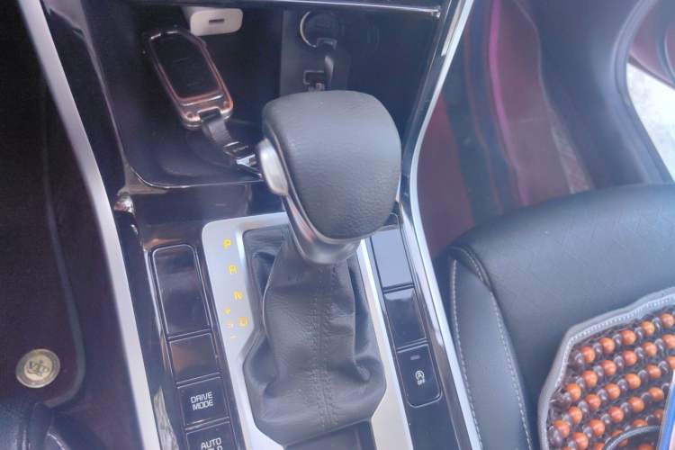 Used Kia K3 2019 1.5L CVT Smart Connectivity Version Gear Lever