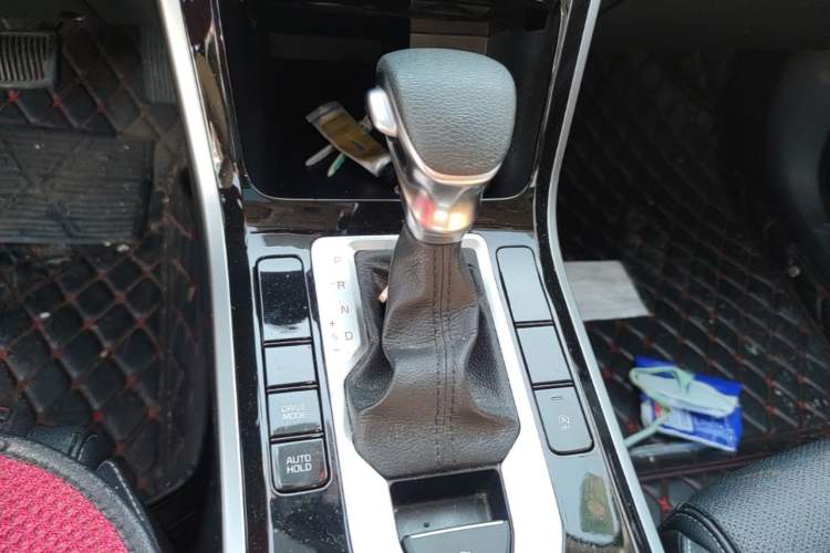 Used Kia K3 2019 1.5L CVT Smart Connectivity Version Gear Lever