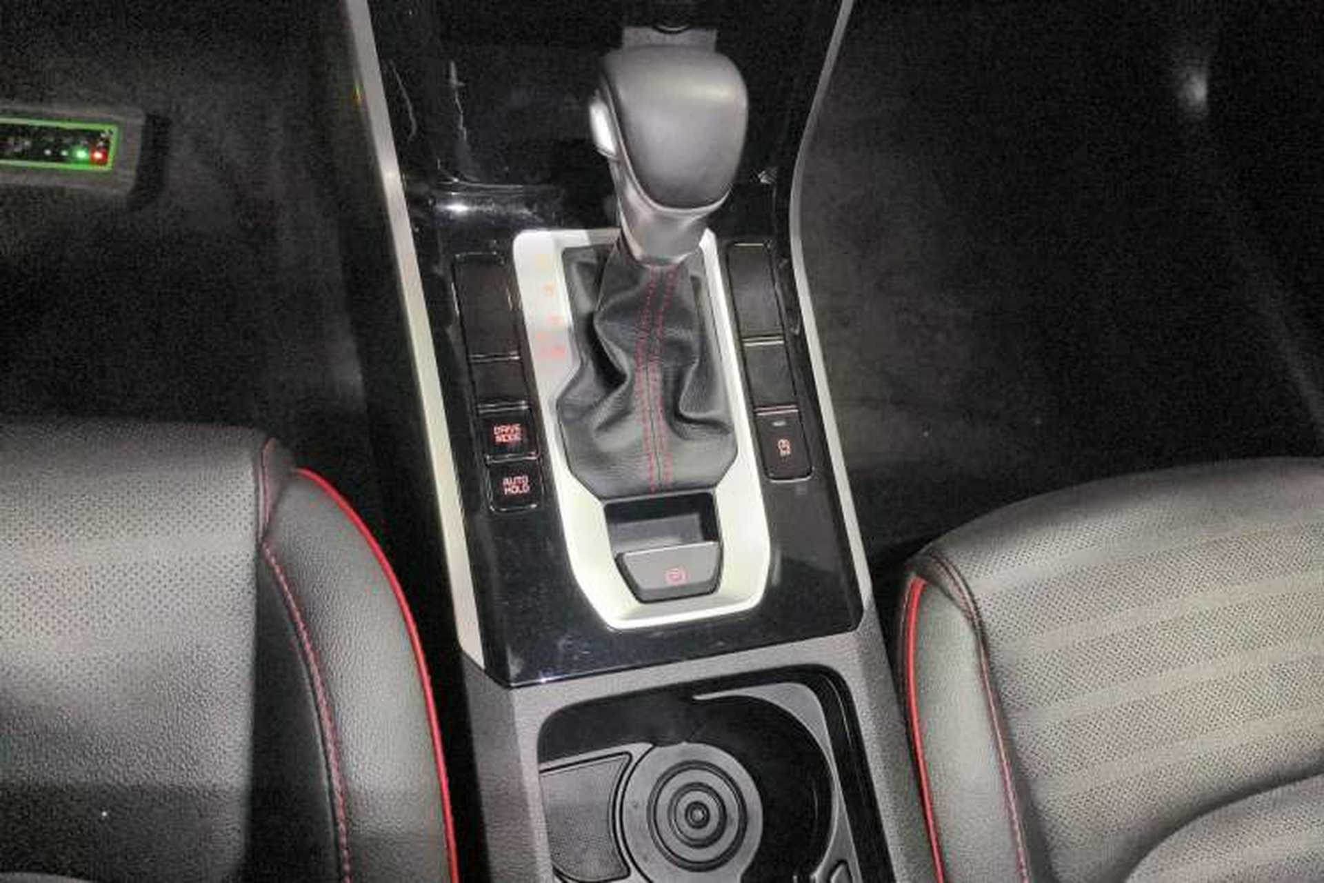 Used Kia K3 2019 1.4T DCT GT-Line Smart Enjoyment Sport Edition Gear Lever