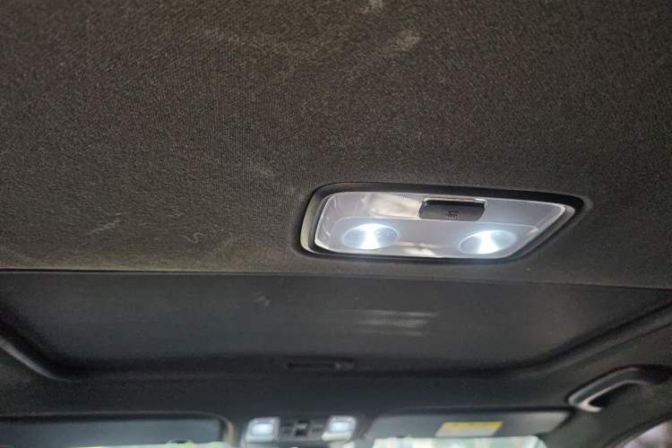 Used Kia K3 2019 1.5L CVT Luxury Edition Headliner