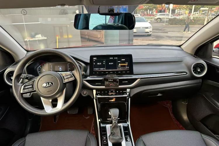 Used Kia K3 2019 1.5L CVT New Sharp Edition Interior 1
