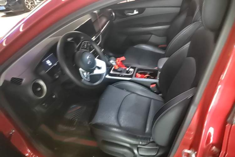 Used Kia K3 2019 1.5L CVT Smart Connectivity Version Left Front Seat