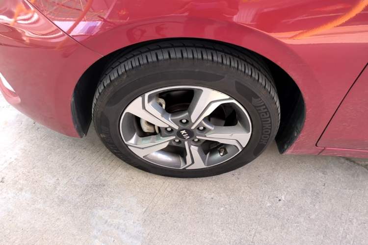Used Kia K3 2019 1.5L CVT Smart Connectivity Version Left Front Wheel Hub