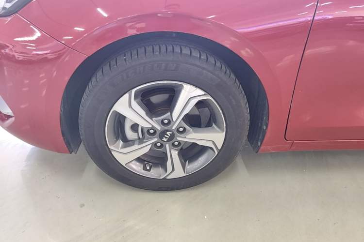 Used Kia K3 2019 1.5L CVT Smart Connectivity Version Left Front Wheel Hub