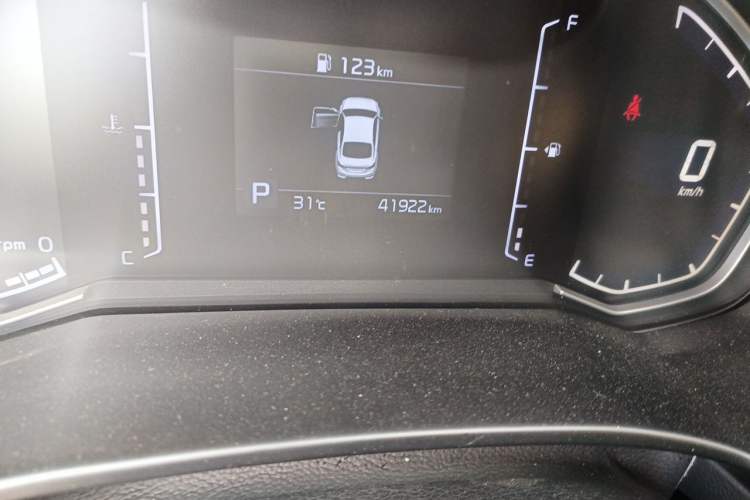 Used Kia K3 2019 1.5L CVT New Sharp Edition Odometer Close Up