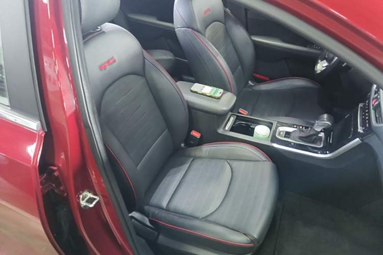 Used Kia K3 2019 1.4T DCT GT-Line Smart Enjoyment Sport Edition Right Front Seat