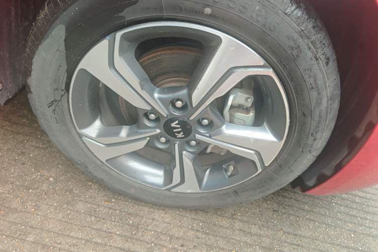 Used Kia K3 2019 1.5L CVT Smart Connectivity Version Right Front Wheel Hub