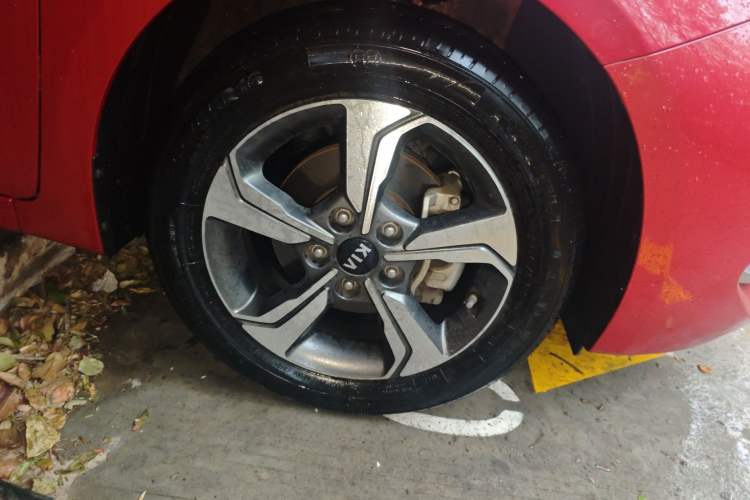 Used Kia K3 2019 1.5L CVT Smart Connectivity Version Right Front Wheel Hub