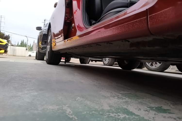 Used Kia K3 2019 1.5L CVT Smart Connectivity Version Right Side Sill