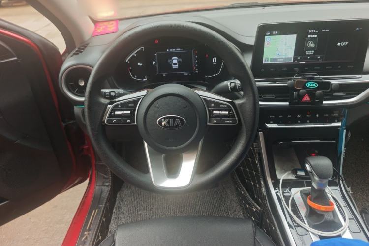 Used Kia K3 2019 1.5L CVT Smart Connectivity Version Steering Wheel