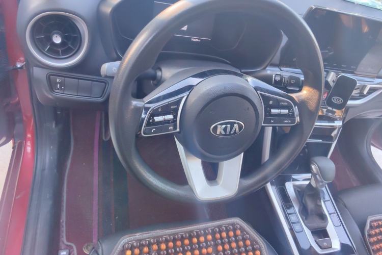 Used Kia K3 2019 1.5L CVT Smart Connectivity Version Steering Wheel