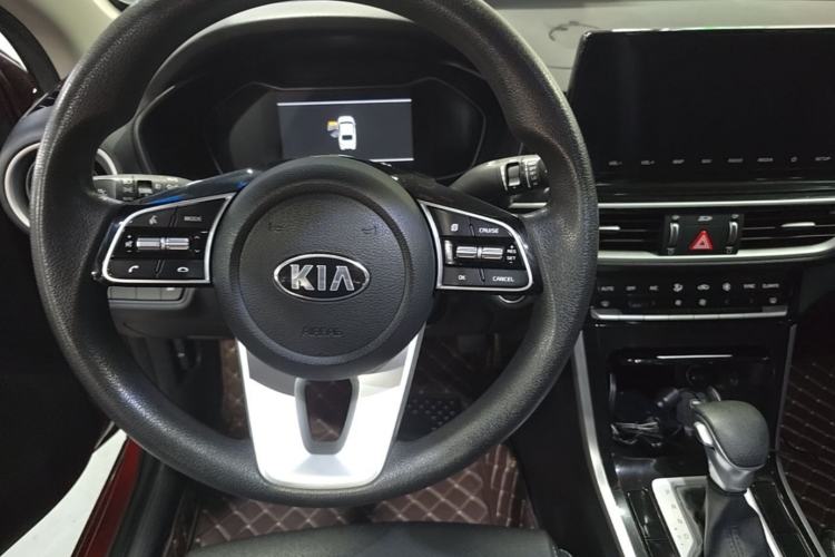 Used Kia K3 2019 1.5L CVT Smart Connectivity Version Steering Wheel