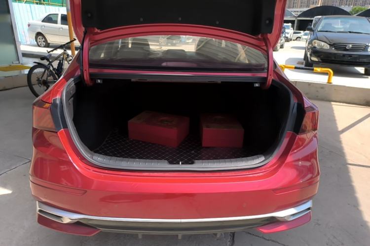 Used Kia K3 2019 1.5L CVT Smart Connectivity Version Trunk