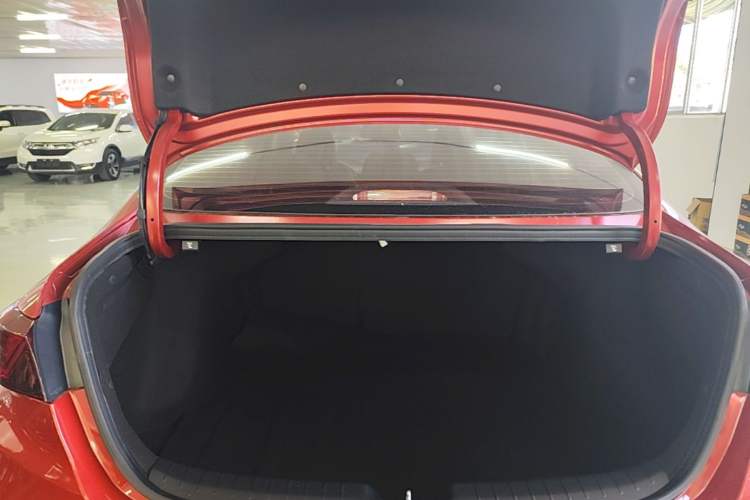 Used Kia K3 2019 1.5L CVT Smart Connectivity Version Trunk