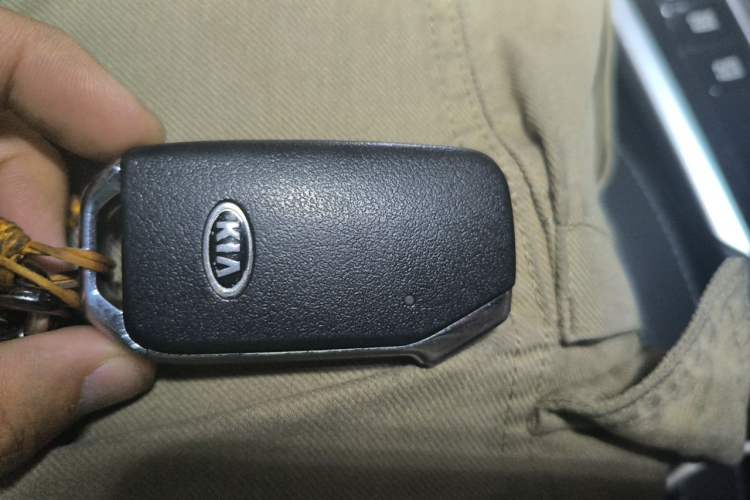 Used Kia K3 2019 1.5L CVT Smart Connectivity Version Vehicle Key