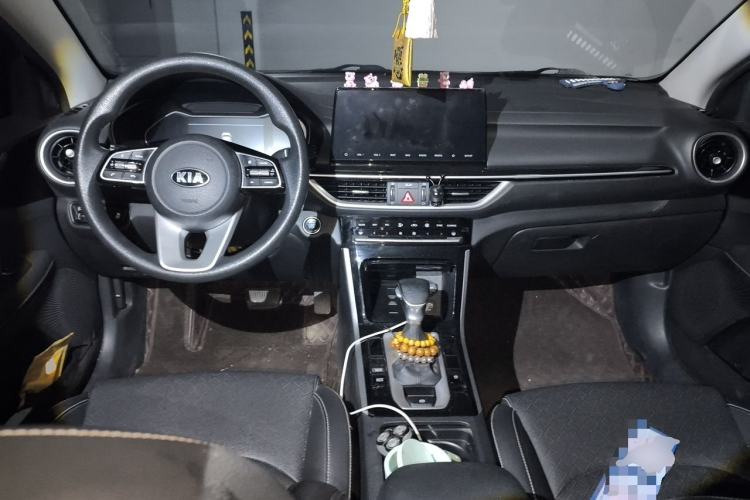 Used Kia K3 2019 1.5L CVT Smart Connectivity Version Center Console