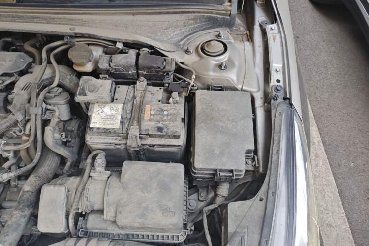 Used Kia K3 2019 1.5L CVT Smart Connectivity Version Engine Bay Left