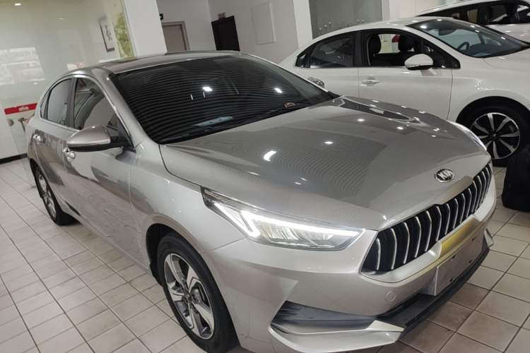 Used Kia K3 2019 1.5L CVT New Sharp Edition Front Right 45 Deg