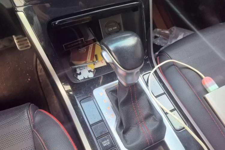 Used Kia K3 2019 1.4T DCT GT-Line Smart Enjoyment Sport Edition Gear Lever
