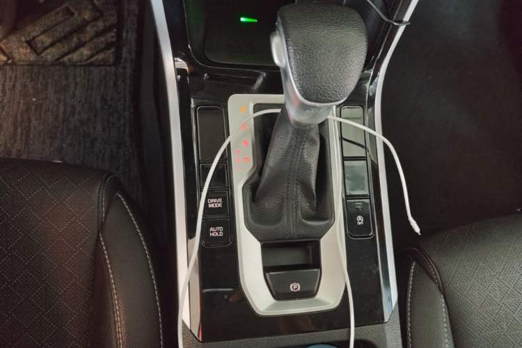 Used Kia K3 2019 1.5L CVT New Sharp Edition Gear Lever
