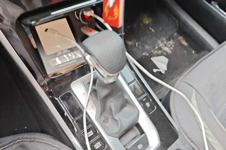 Used Kia K3 2019 1.5L CVT New Sharp Edition Gear Lever