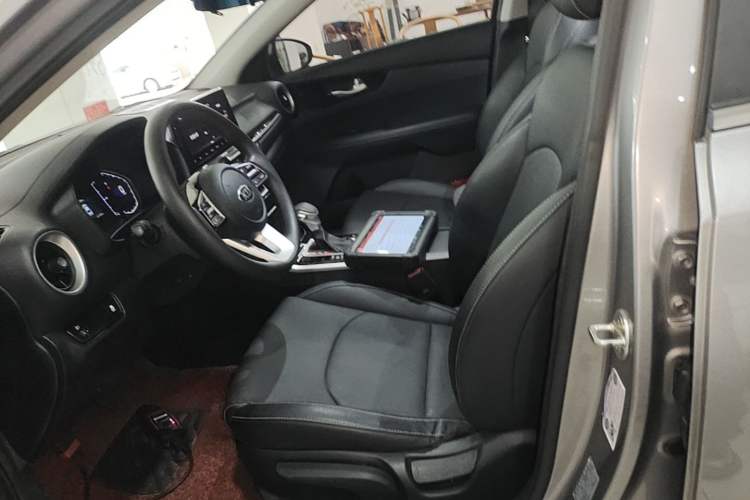 Used Kia K3 2019 1.5L CVT New Sharp Edition Left Front Seat