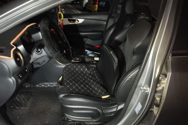 Used Kia K3 2019 1.5L CVT New Sharp Edition Left Front Seat