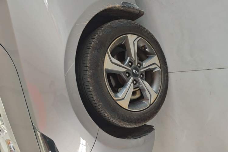 Used Kia K3 2019 1.5L CVT New Sharp Edition Left Front Wheel Hub