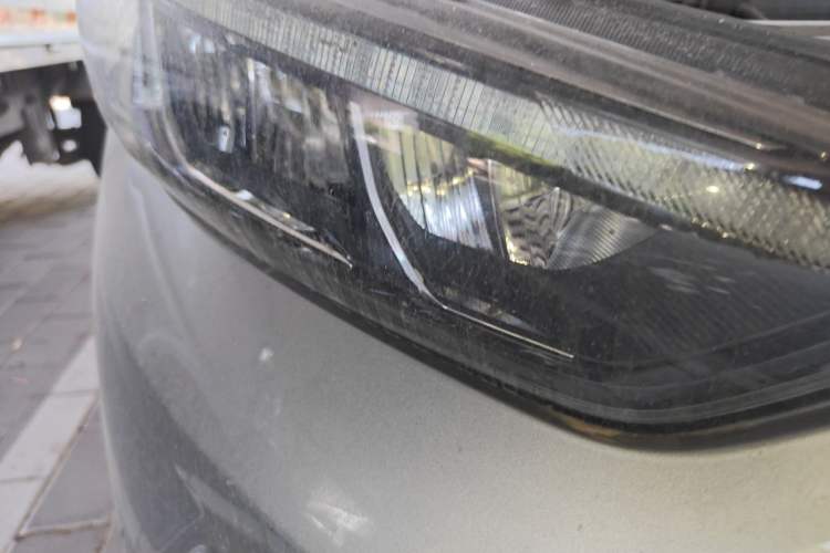 Used Kia K3 2019 1.5L CVT Smart Connectivity Version Right Front Headlight