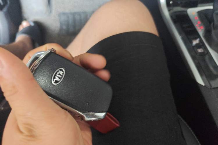 Used Kia K3 2019 1.5L CVT Smart Connectivity Version Vehicle Key