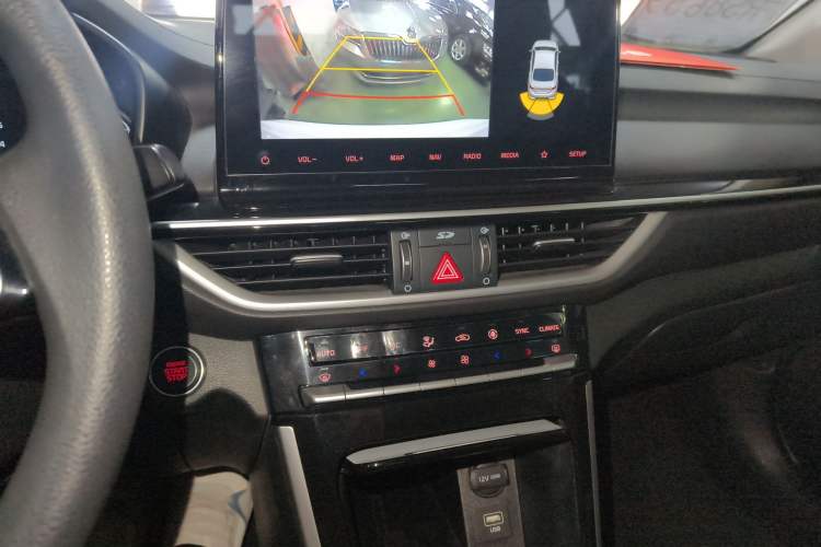 Used Kia K3 2019 1.5L CVT Smart Connectivity Version Audio And AC Panel