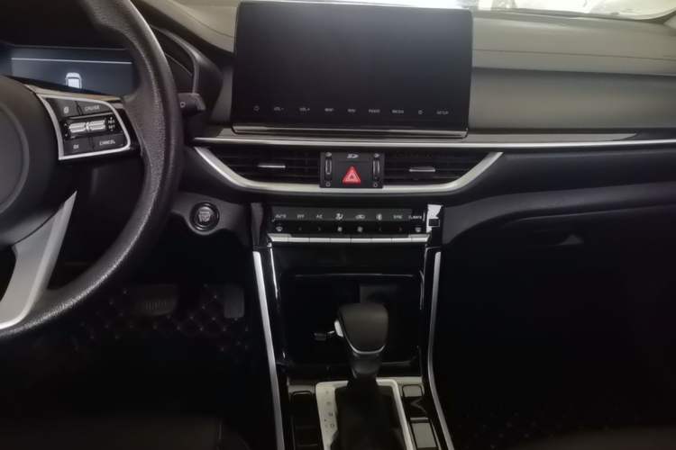 Used Kia K3 2019 1.5L CVT Smart Connectivity Version Audio And AC Panel