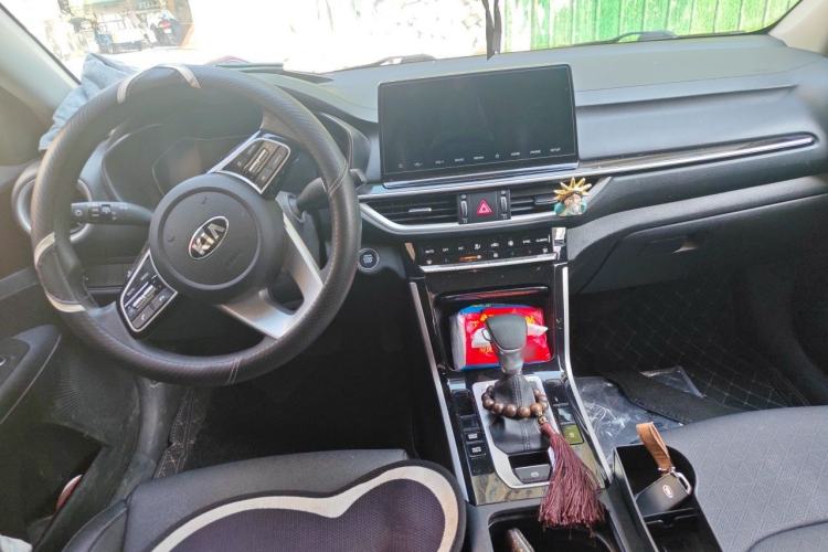 Used Kia K3 2019 1.5L CVT New Sharp Edition Center Console