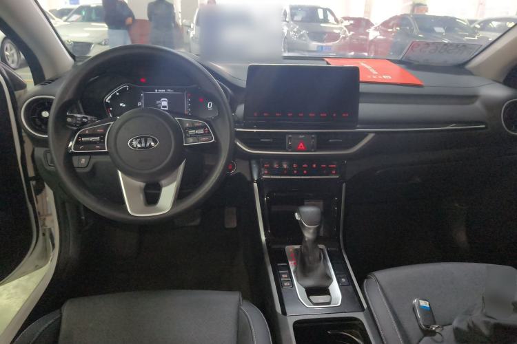 Used Kia K3 2019 1.5L CVT Smart Connectivity Version Center Console