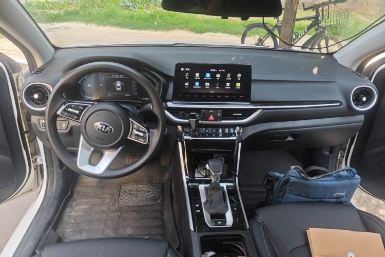 Used Kia K3 2019 1.5L CVT Smart Connectivity Version Center Console