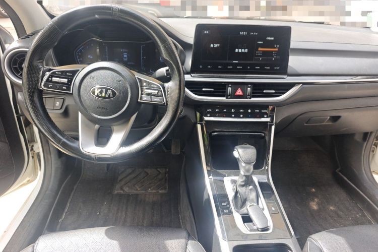 Used Kia K3 2019 1.5L CVT New Sharp Edition Center Console