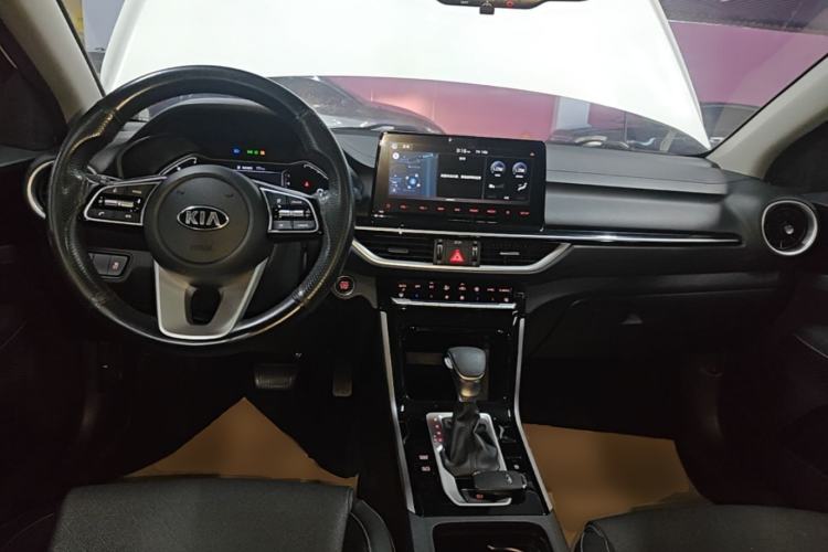Used Kia K3 2019 1.5L CVT Smart Connectivity Version Center Console