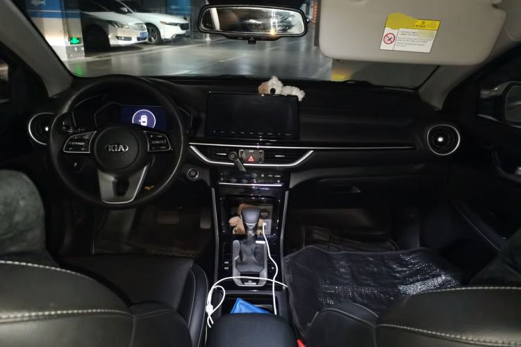 Used Kia K3 2019 1.5L CVT Smart Connectivity Version Center Console