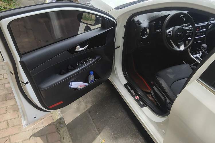 Used Kia K3 2019 1.5L CVT Smart Connectivity Version Driver Seat
