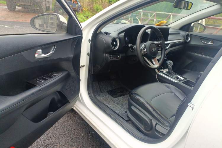 Used Kia K3 2019 1.5L CVT Smart Drive Edition Driver Seat