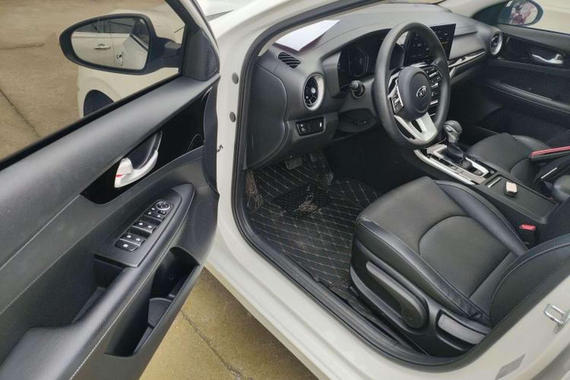 Used Kia K3 2019 1.5L CVT New Sharp Edition Driver Seat