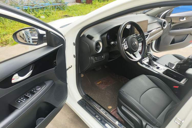 Used Kia K3 2019 1.5L CVT Smart Connectivity Version Driver Seat