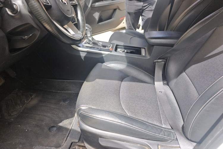 Used Kia K3 2019 1.5L CVT New Sharp Edition Driver Seat