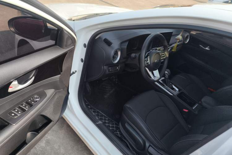 Used Kia K3 2019 1.5L CVT Smart Connectivity Version Driver Seat