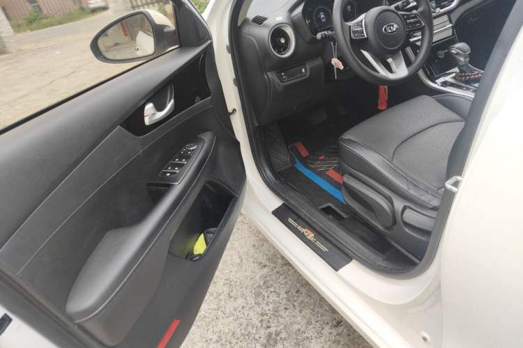 Used Kia K3 2019 1.5L CVT Smart Connectivity Version Driver Seat