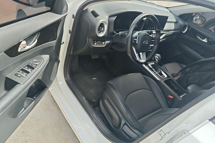 Used Kia K3 2019 1.5L CVT New Sharp Edition Driver Seat